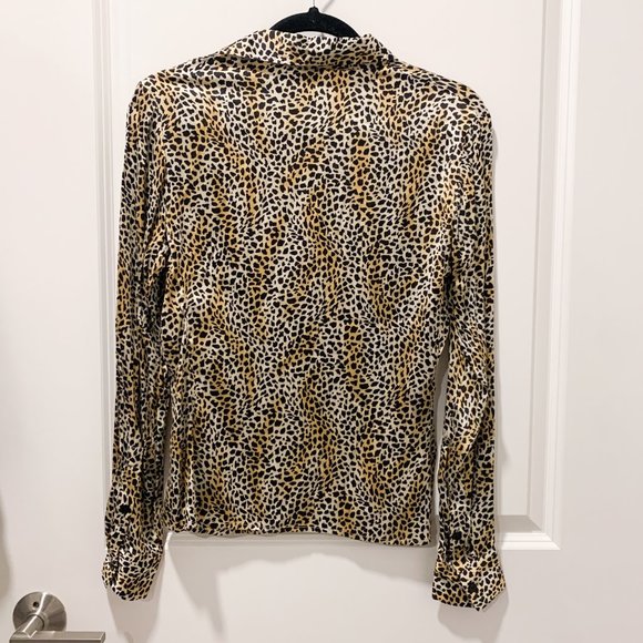 Stretchy Silk Animal/Cheetah/Leopard Print Button Down Blouse - Picture 2 of 8
